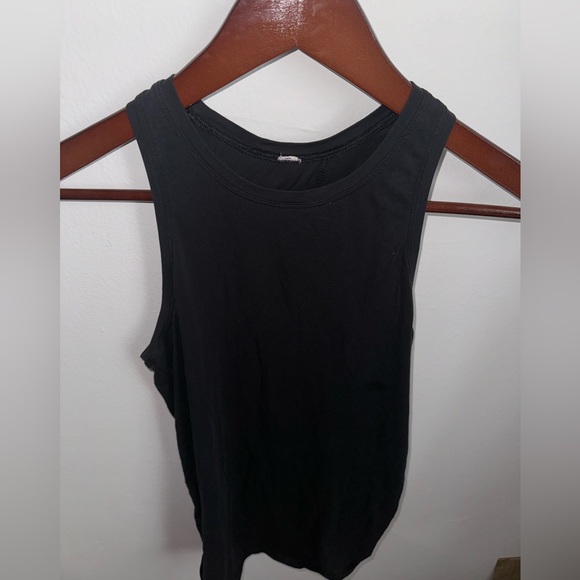 Lululemon In the Open Tank - Picture 6 of 9